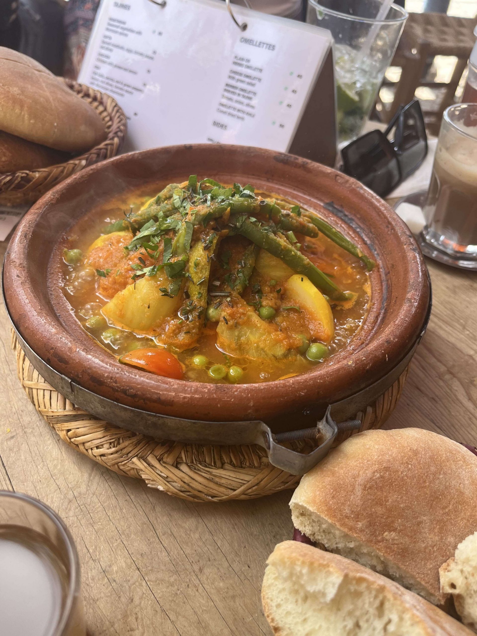Magdas Food Programme Cafe des Epices Tajine Gemüse